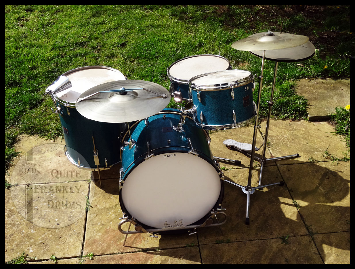 Ajax 1949 Blue Sparkle Quite Frankly Drums Kit
